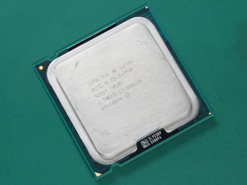 CPU 表面