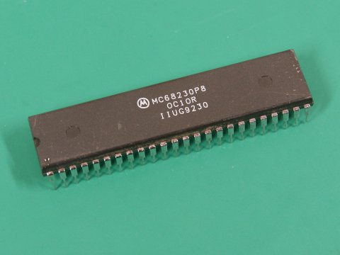MC68230P8