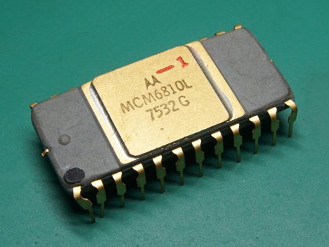 MCM6810L-1