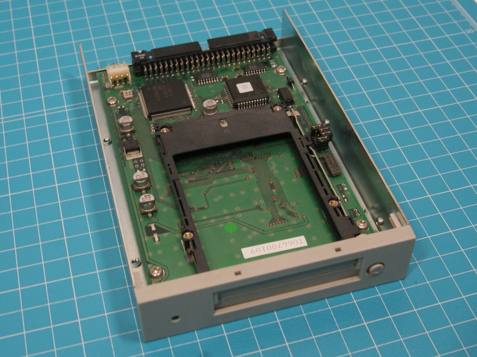 フ*コ様 I-O DATA CardDockIN/SC　内蔵型PCカードアダプタ Amazon | I-O DATA USB2-PCADPG USB 2.0接続 PCカードアダプター