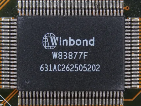 W83877F