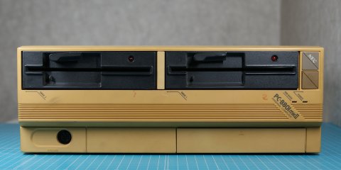 PC-8801mk2 正面