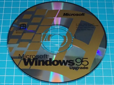 Windows 95 CD-ROM 写真